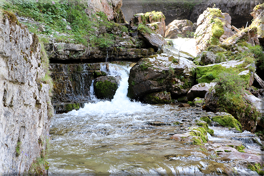 foto Cascate di mezzo in Vallesinella